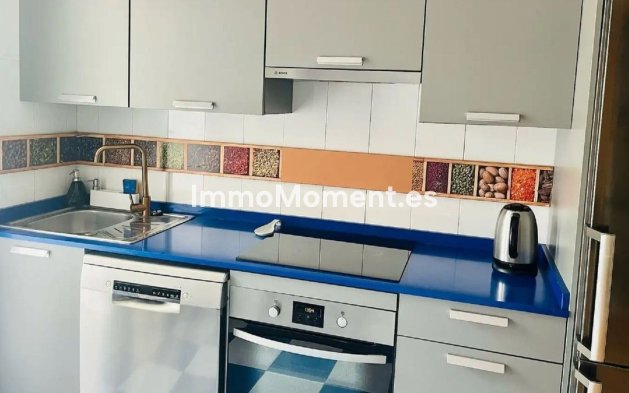 Resale - Apartment - Estepona - Selwo