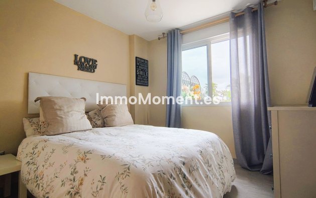Resale - Apartment - Estepona - Selwo