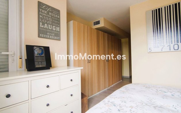 Resale - Apartment - Estepona - Selwo