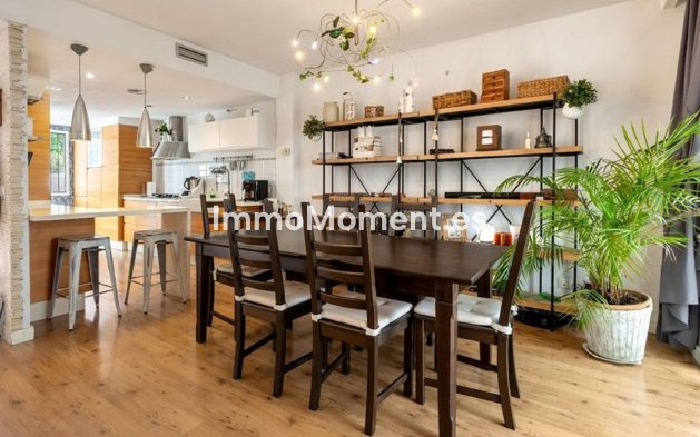 Bestaande woning - Geschakelde woning - Marbella - Nueva Andalucía