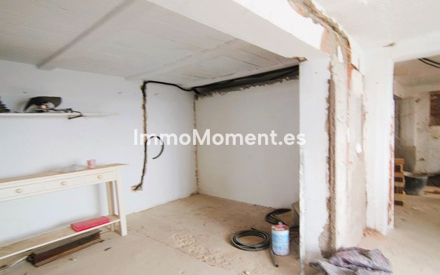 Wiederverkauf - Villa - Marbella - Marbella Centro