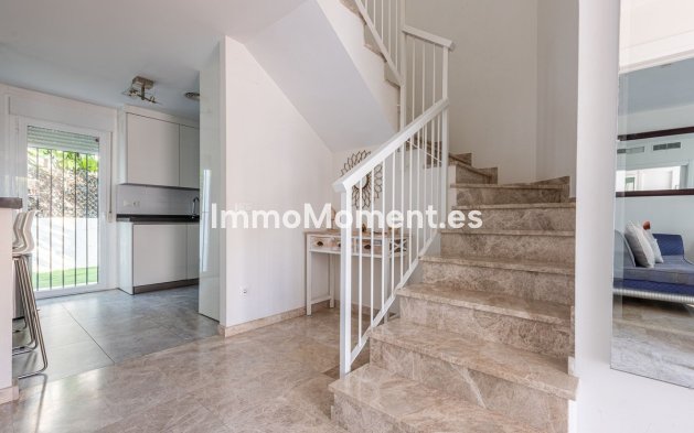 Wiederverkauf - Villa - Marbella - Nueva Andalucía