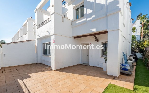 Wiederverkauf - Villa - Marbella - Nueva Andalucía