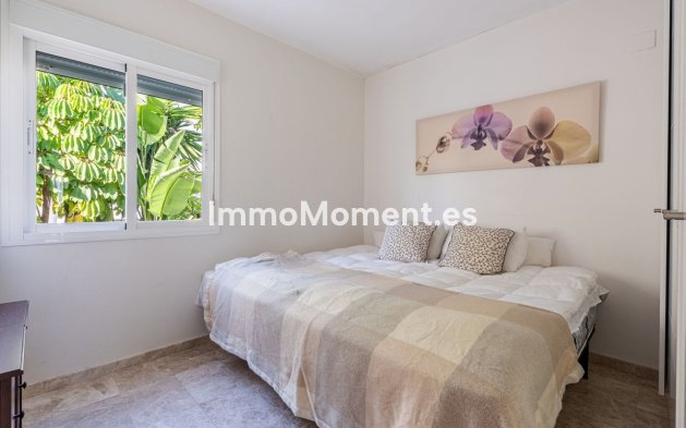 Wiederverkauf - Villa - Marbella - Nueva Andalucía