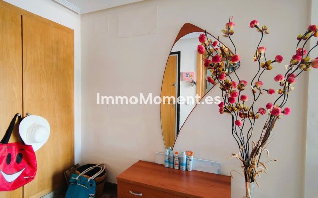 Resale - Apartment - Estepona - Selwo