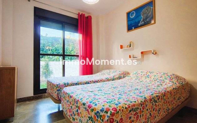 Resale - Apartment - Estepona - Selwo