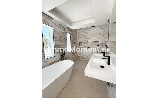 Resale - Villa - Marbella - Marbella Centro