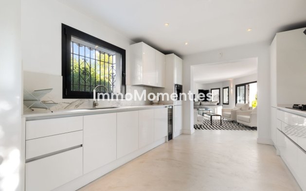 Revente - Villa - Marbella - Hacienda Las Chapas