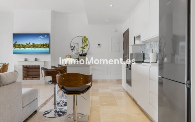 Resale - Apartment - Benahavís - Benahavís Centro