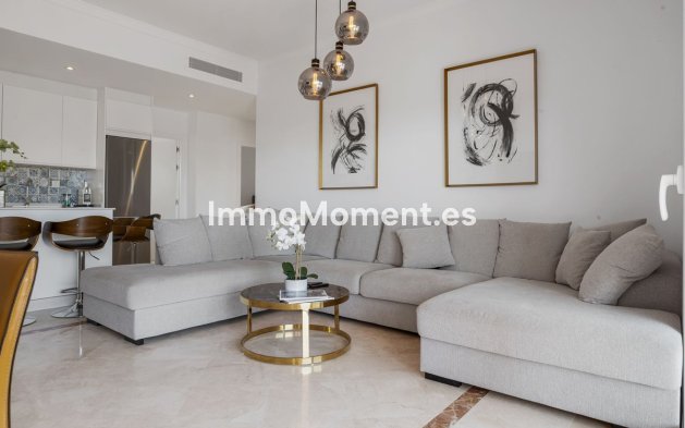 Resale - Apartment - Benahavís - Benahavís Centro