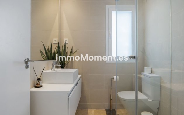 Resale - Apartment - Benahavís - Benahavís Centro