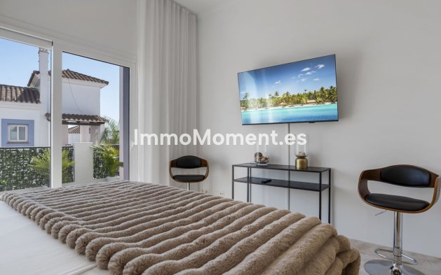 Resale - Apartment - Benahavís - Benahavís Centro