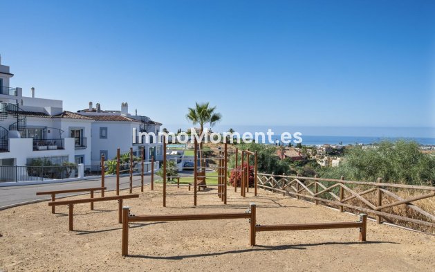 Resale - Apartment - Benahavís - Benahavís Centro