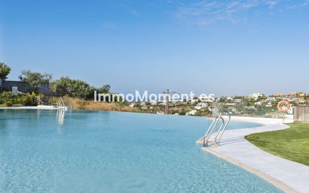 Resale - Apartment - Benahavís - Benahavís Centro