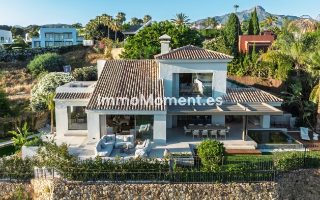 Wiederverkauf - Villa - Marbella - Nueva Andalucía