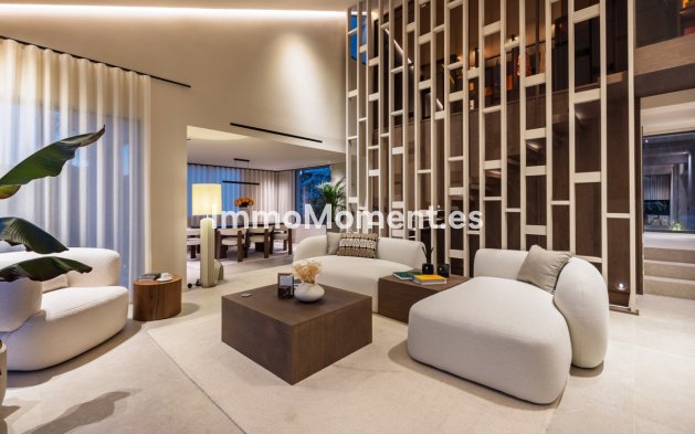 Wiederverkauf - Villa - Marbella - Nueva Andalucía