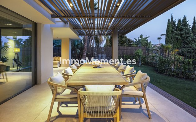 Wiederverkauf - Villa - Marbella - Nueva Andalucía