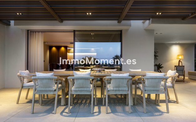 Wiederverkauf - Villa - Marbella - Nueva Andalucía