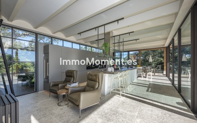 Resale - Detached villa - Sotogrande
