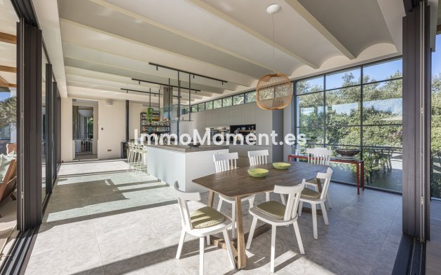 Resale - Detached villa - Sotogrande