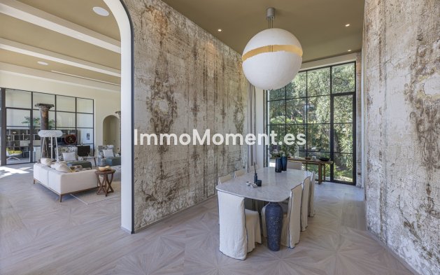 Resale - Detached villa - Sotogrande