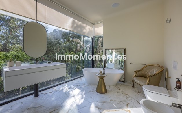 Resale - Detached villa - Sotogrande