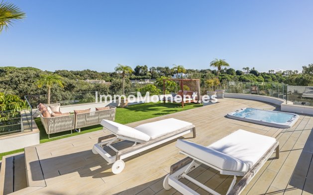 Resale - Detached villa - Sotogrande