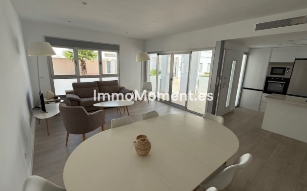 Wiederverkauf - Villa - Orihuela - Orihuela Centro