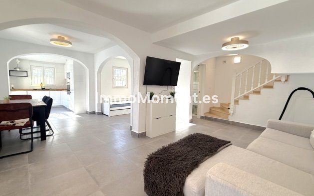 Wiederverkauf - Villa - Orihuela - Orihuela Centro