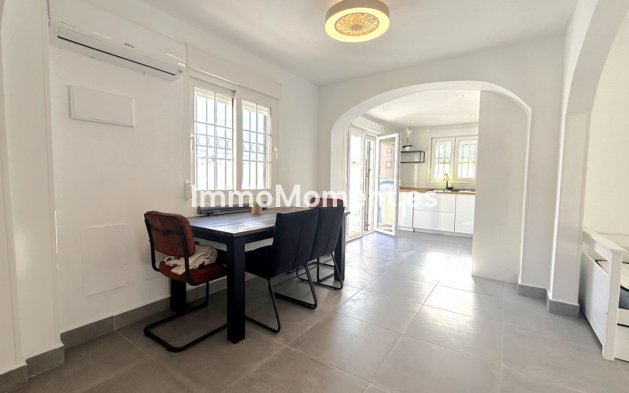 Wiederverkauf - Villa - Orihuela - Orihuela Centro