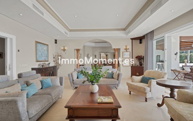 Wiederverkauf - Villa - Marbella - Nueva Andalucía