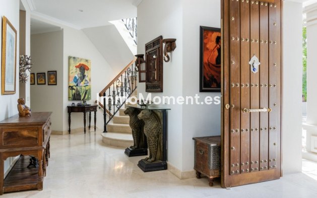 Wiederverkauf - Villa - Marbella - Nueva Andalucía