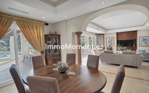 Wiederverkauf - Villa - Marbella - Nueva Andalucía