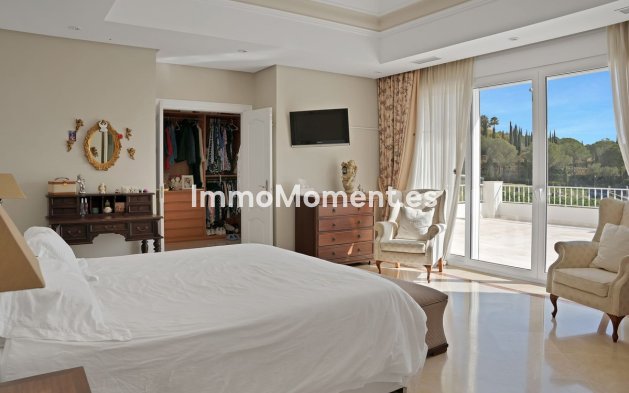 Wiederverkauf - Villa - Marbella - Nueva Andalucía