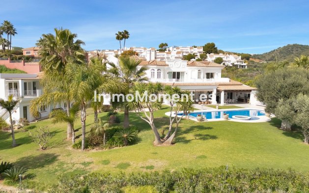 Wiederverkauf - Villa - Marbella - Nueva Andalucía