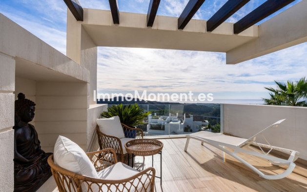 Resale - Apartment - Benahavís - Benahavís Centro