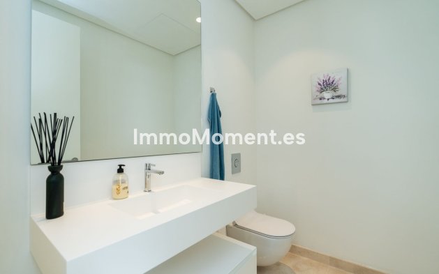Resale - Apartment - Benahavís - Benahavís Centro