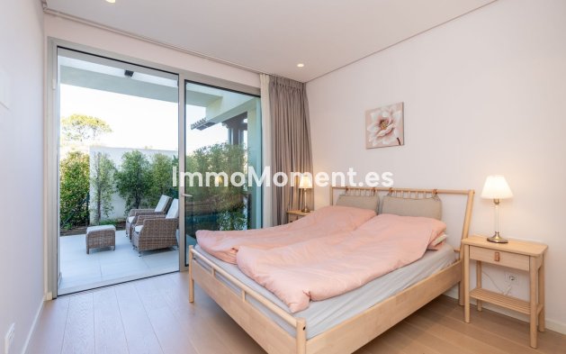 Resale - Apartment - Benahavís - Benahavís Centro