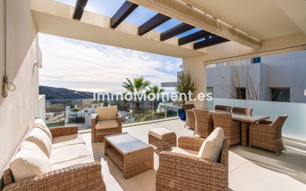 Resale - Apartment - Benahavís - Benahavís Centro