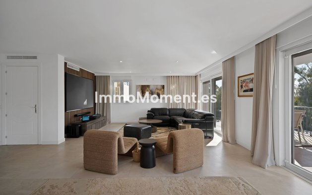 Resale - Villa - Benalmadena - Benalmadena Centro