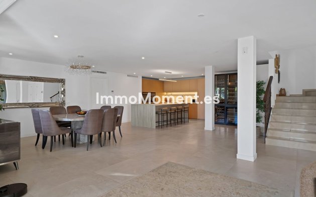 Resale - Villa - Benalmadena - Benalmadena Centro