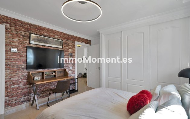 Resale - Villa - Benalmadena - Benalmadena Centro