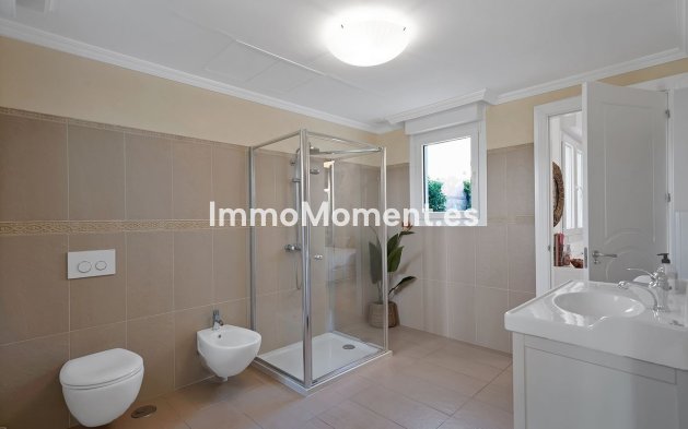 Resale - Villa - Benalmadena - Benalmadena Centro