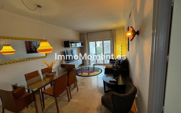 Wiederverkauf - Wohnung - Marbella - Nueva Andalucía