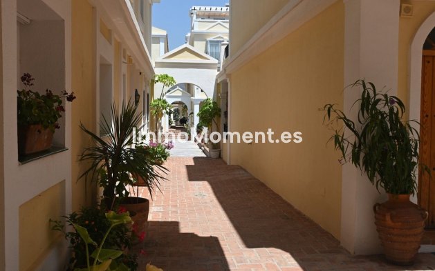 Wiederverkauf - Wohnung - Marbella - Nueva Andalucía