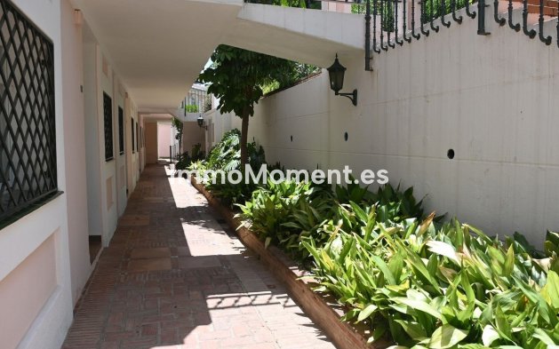 Wiederverkauf - Wohnung - Marbella - Nueva Andalucía