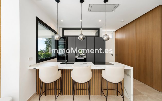 Wiederverkauf - Villa - Marbella - Sierra Blanca