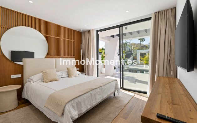 Wiederverkauf - Villa - Marbella - Nueva Andalucía