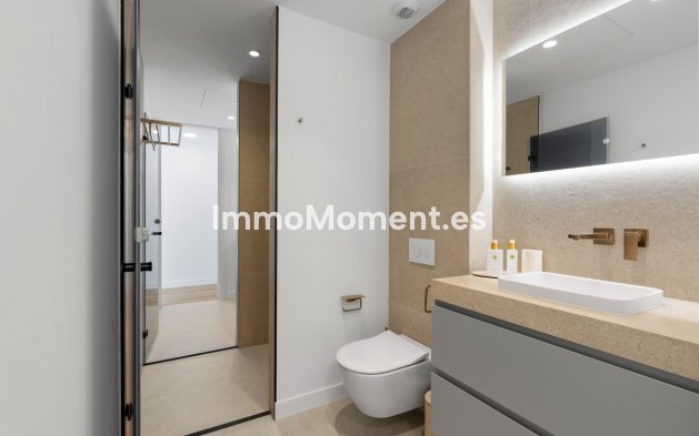 Wiederverkauf - Villa - Marbella - Nueva Andalucía