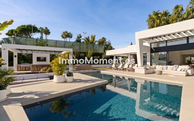 Wiederverkauf - Villa - Marbella - Nueva Andalucía